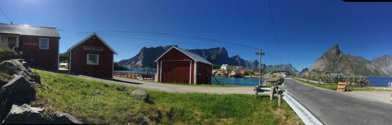 Lofoten Fjord Lodge Saupstad  Extérieur photo