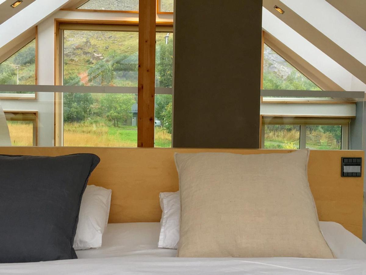 Lofoten Fjord Lodge Saupstad  Extérieur photo