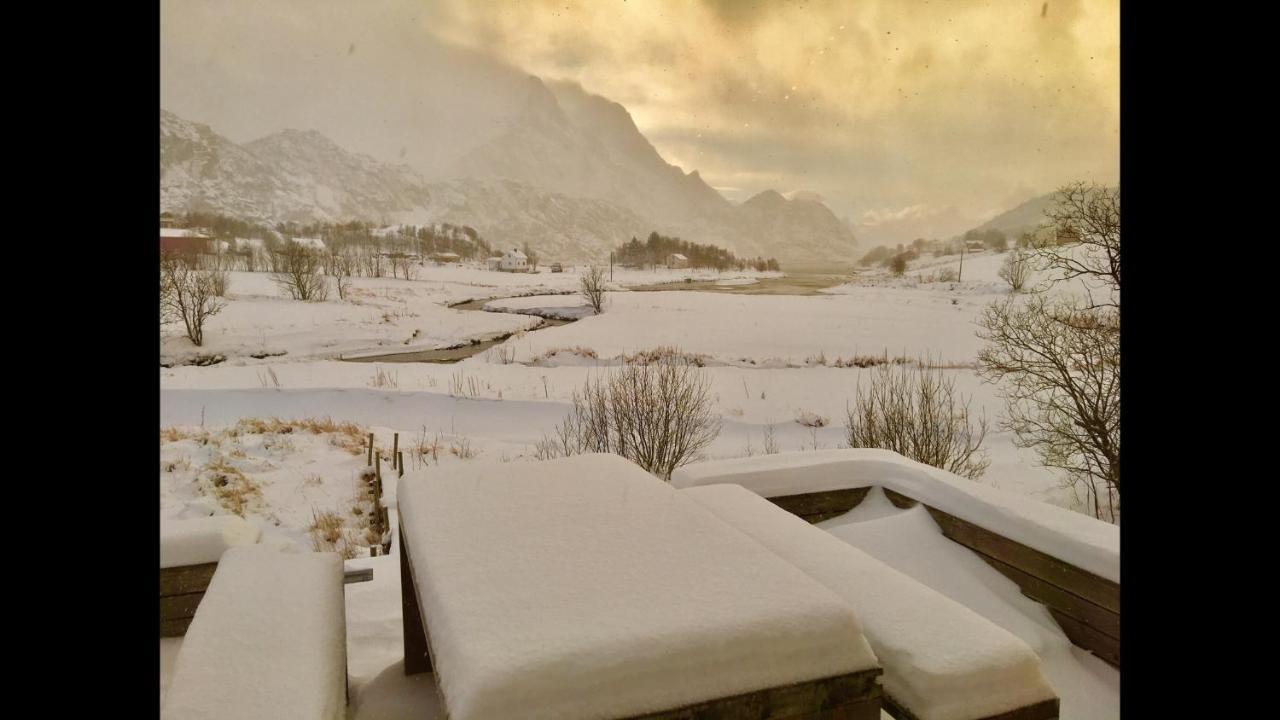 Lofoten Fjord Lodge Saupstad  Extérieur photo